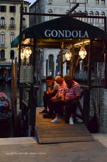 We explore Venice, DSE_8057_b_H490